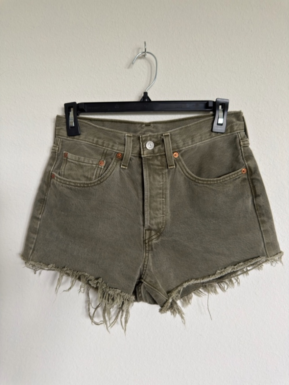 Levi's Womens 501 Olive Green High-Rise Frayed Hem Cutoff Denim Summer Short W26
